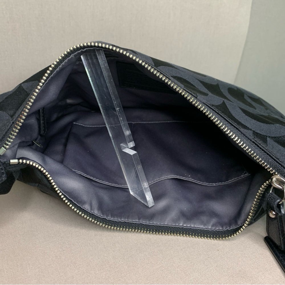 Coach Kristen Hobo Signature C/ Removable Crossbody Strap/ Silver Hardware - Picture 7 of 12
